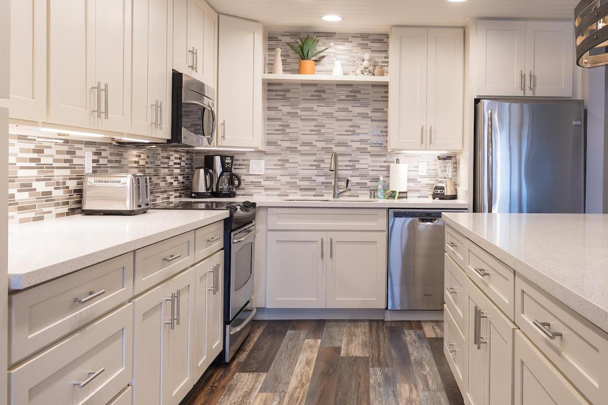 **Newly Remodeled** Steps To Kamaole 3 Beach! Уэйлея Экстерьер фото